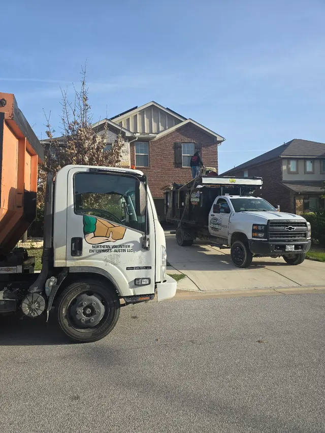 ATX Junk-a-Haulics — customer photo 11