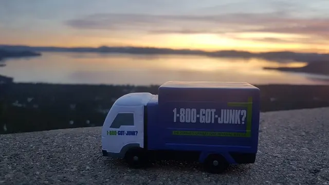 1-800-GOT-JUNK? Austin — photo from the business 6