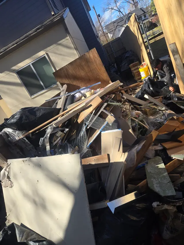 ATX Junk Bros — photo from the business 12