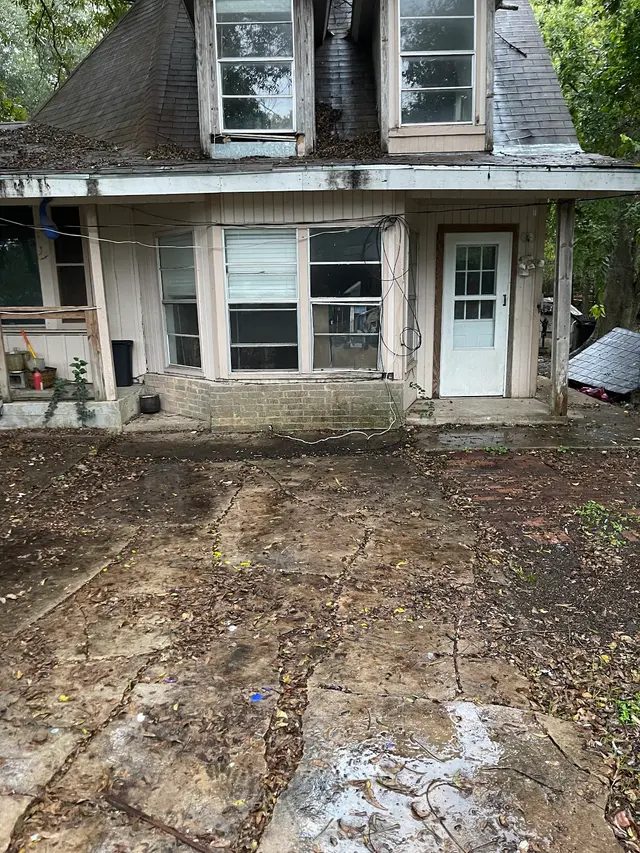 Texas Clutter Services - Junk Removal — photo from the business 6