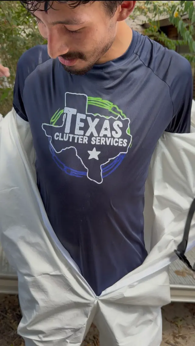 Texas Clutter Services - Junk Removal — photo from the business 10