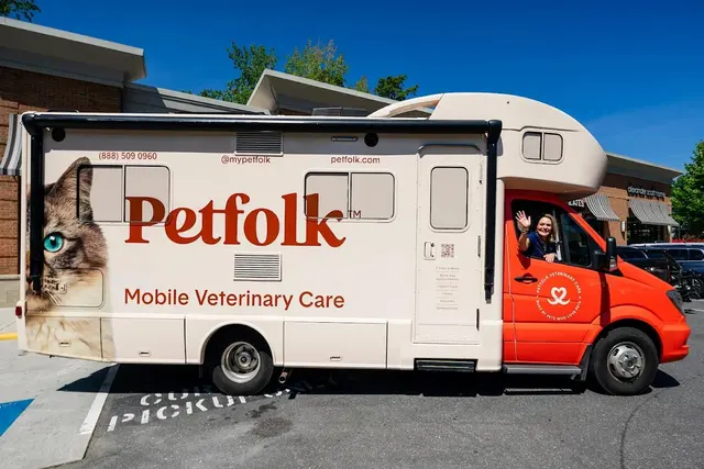 Petfolk Veterinary & Urgent Care - North Hills — photo from the business 3