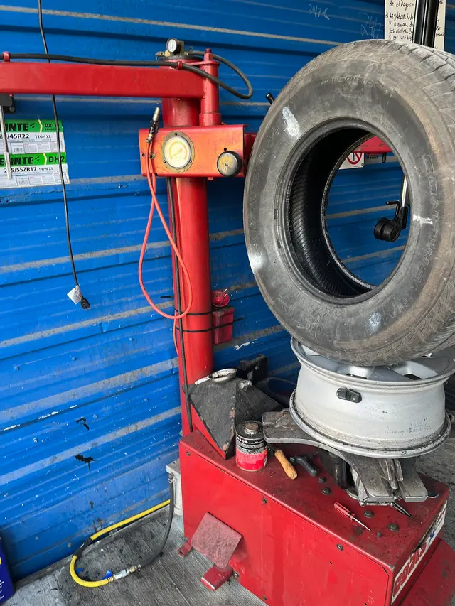 24/7 Armstrong Tire Shop & Auto Repair — customer photo 7