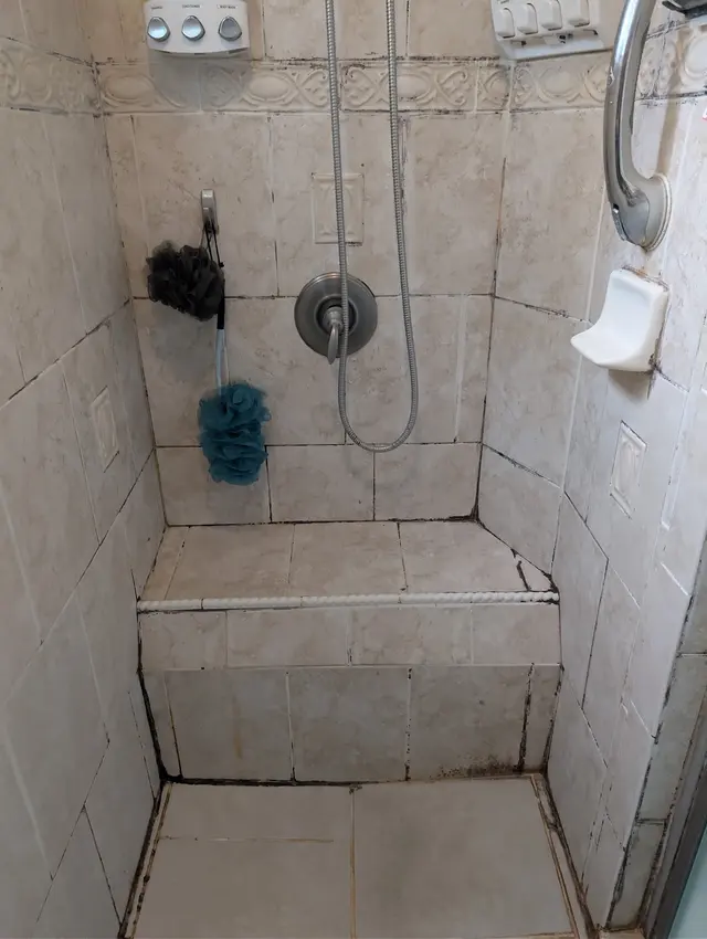 GroutRepairPro - Grout and Caulk Repair — customer photo 8