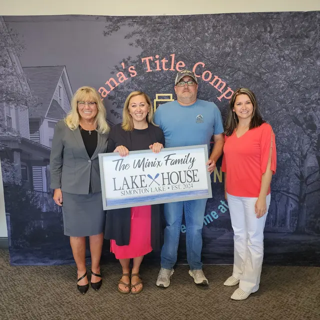 Cheryl Erb, Berkshire Hathaway HomeServices Northern Indiana Real Estate — photo from the business 8