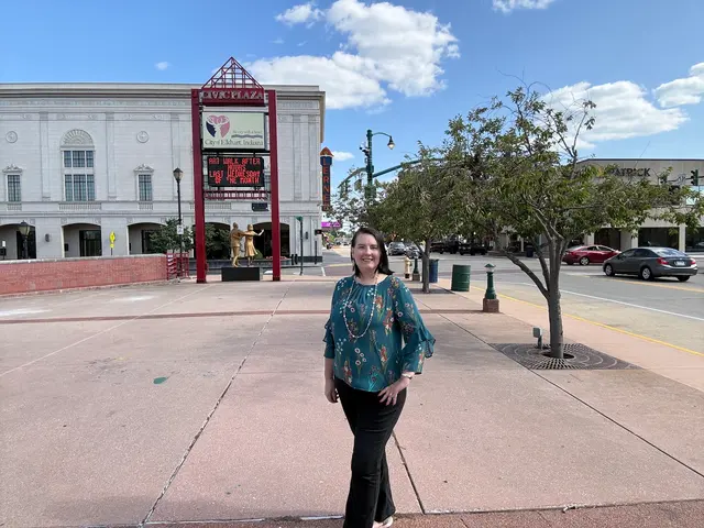 Lisa Collio, Real Estate Agent — photo from the business 1