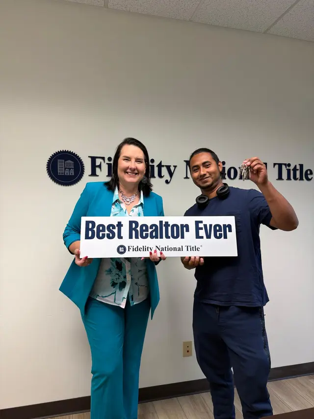 Lisa Collio, Real Estate Agent — customer photo 10