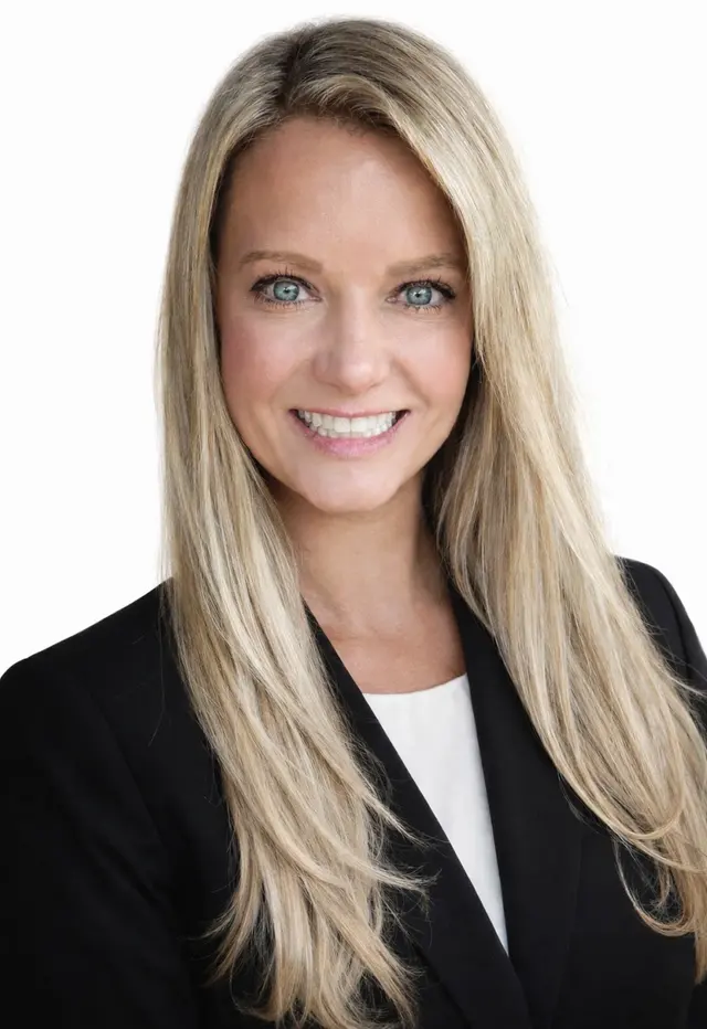 Sarah McKnight Reaves — photo from the business 1