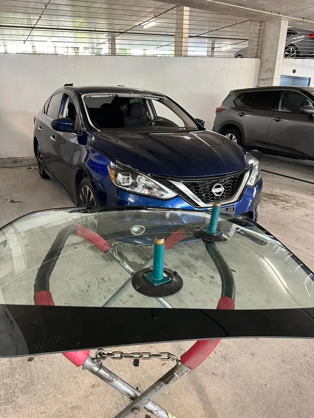 WEFiX CAR GLASS — photo from the business 8