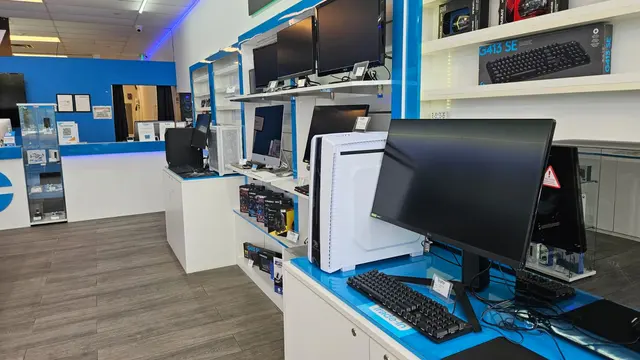TECHY Doral - Buy/Repair/Sell — photo from the business 4