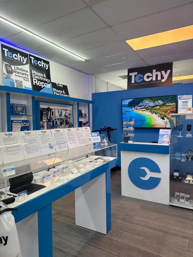 TECHY Doral - Buy/Repair/Sell — customer photo 9