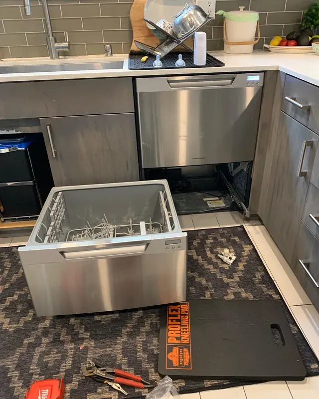 Appliance Repair Tech — photo from the business 10
