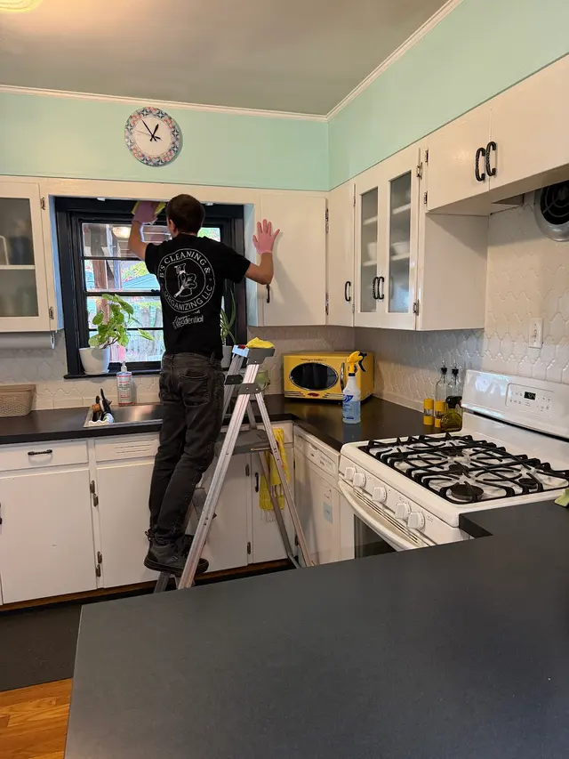 B’s Cleaning & Organizing LLC — photo from the business 3
