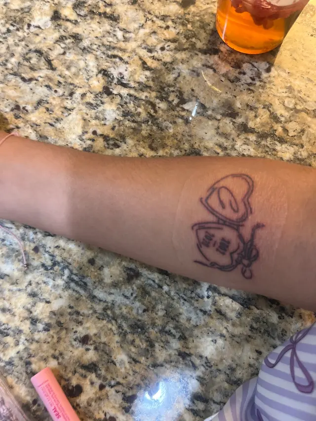 Customer photo of work by The Ivory Needle, from Yadira Madera's review