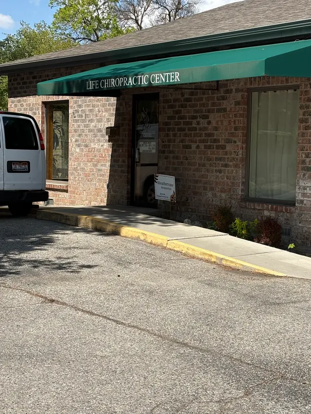 Life Chiropractic Center — customer photo 3