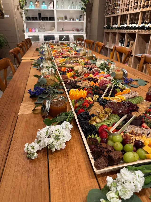 Graze Craze Charcuterie Boards & Boxes — photo from the business 4