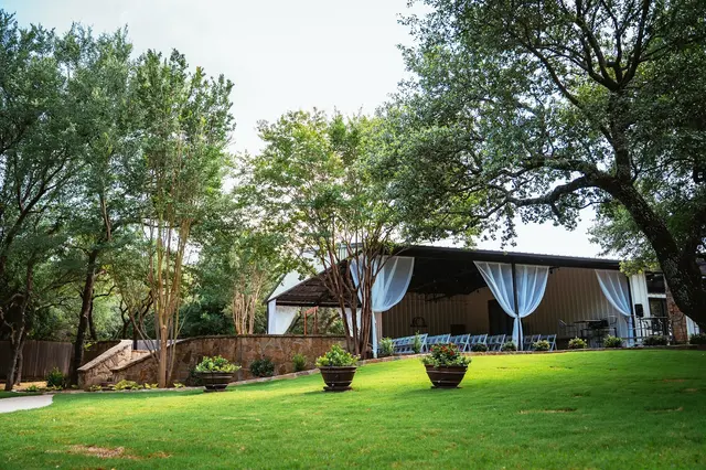 Crystal Oaks Events — photo from the business 3