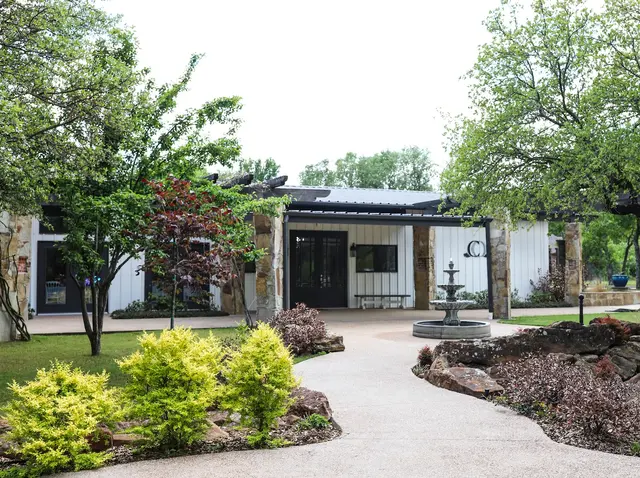 Crystal Oaks Events — photo from the business 1