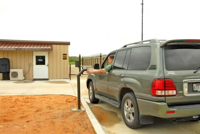 Strawfloor Self Storage — customer photo 12