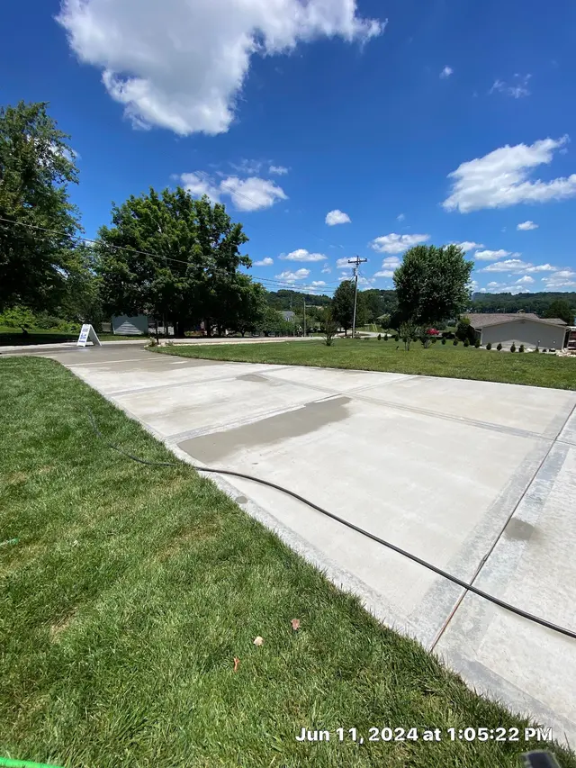 MARSHALL'S PRESSURE WASHING LLC — photo from the business 2