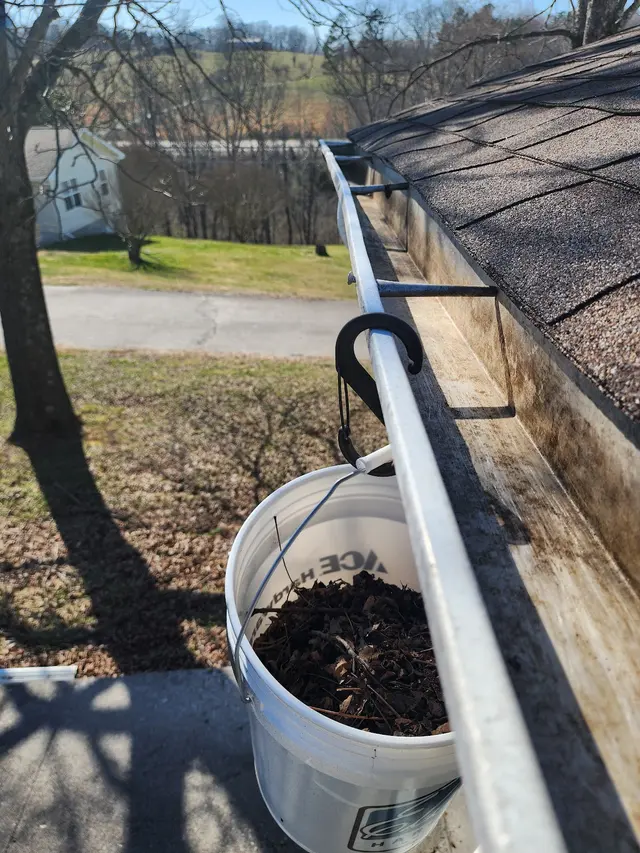 Leaf It to the Pros — photo from the business 10