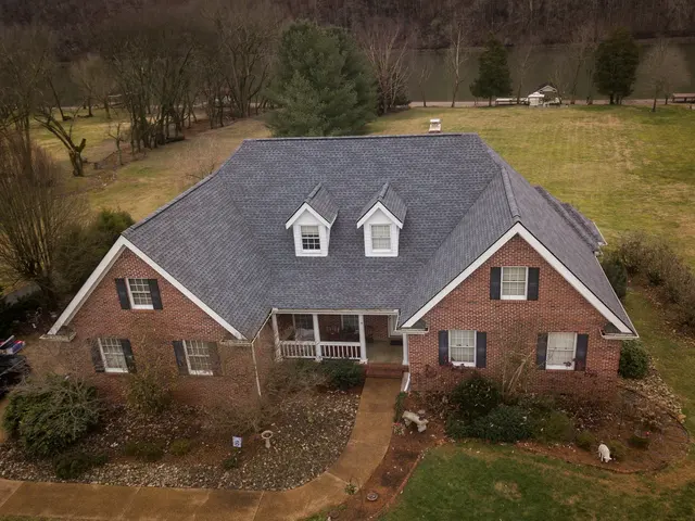 Falcon Roofing — photo from the business 3