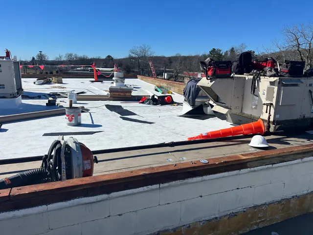 Mobley Brothers Roofing and Renovation of Knoxville — photo from the business 8