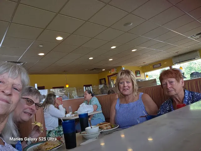 Secret Recipes Family Dining — customer photo 12