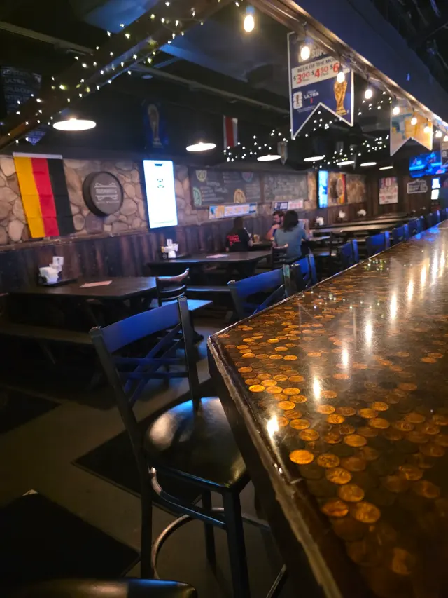 Bierkeller Tavern & Eatery — customer photo 10
