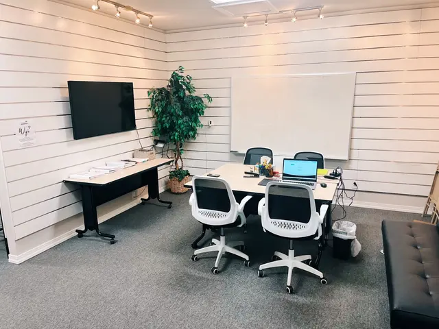 Academic Advantage — photo from the business 3