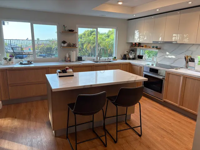 Customer photo of work by Prestige Cabinets, from Mariana Dorobantu's review