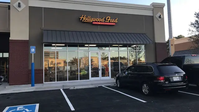 Hollywood Feed — photo from the business 2
