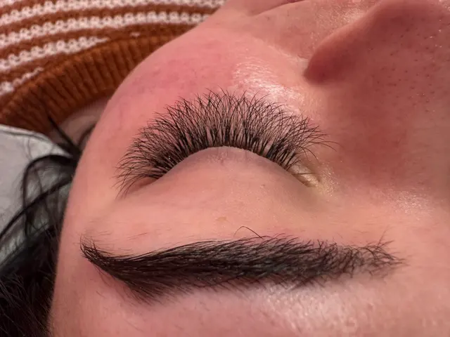 Saru Eyebrow Threading Beauty Salon — customer photo 3