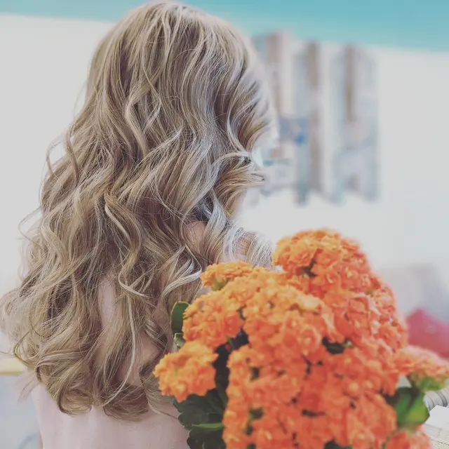 Curl Up N Dye — customer photo 4