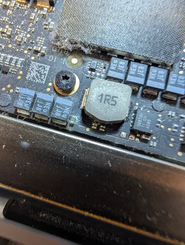 Bizarre Electronics Repair 📱🔧 — photo from the business 10