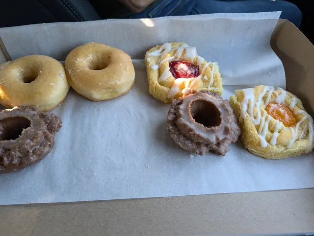 Denny's Doughnuts and Bakery — customer photo 11