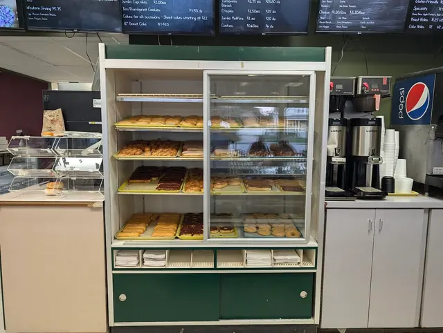 Denny's Doughnuts and Bakery — customer photo 4