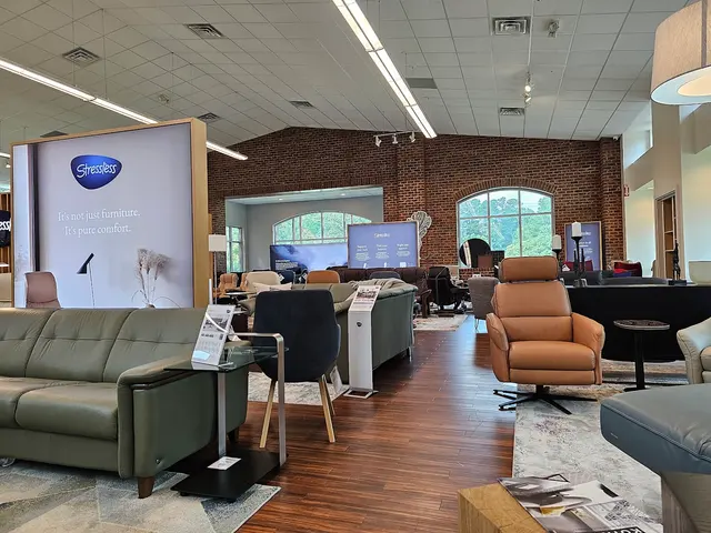 Ambiente Modern Furniture — customer photo 4
