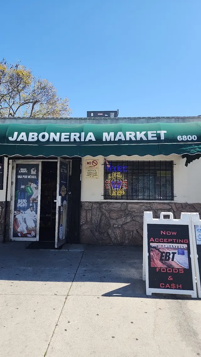 Jr's Neighborhood Market — customer photo 1