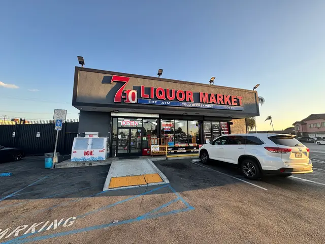 7 10 Market — customer photo 1