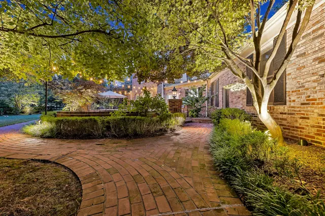 Outdoor Lighting Perspectives of St. Louis — photo from the business 10