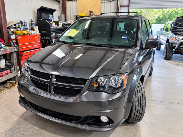 Jay's Auto Collision — customer photo 1