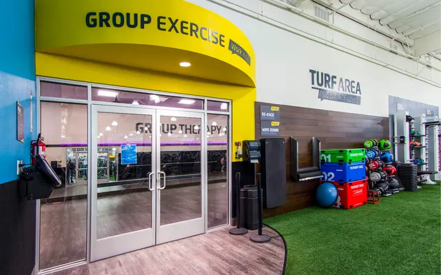 Chuze Fitness — photo from the business 9