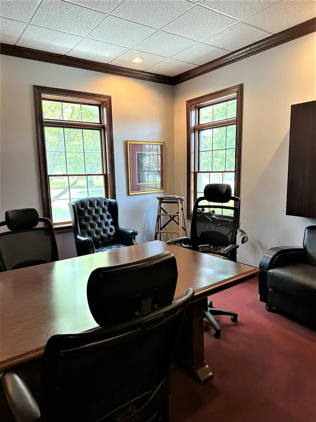 Stewart & Stewart Attorneys — photo from the business 12