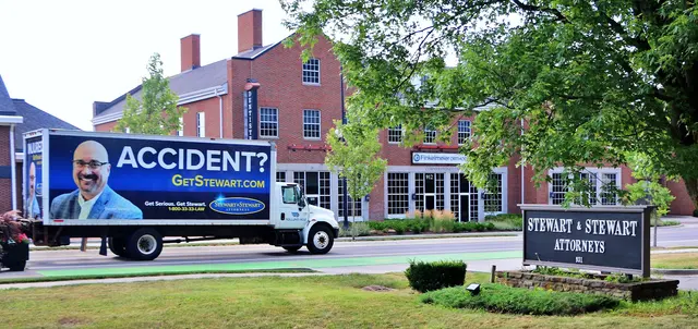 Stewart & Stewart Attorneys — photo from the business 9