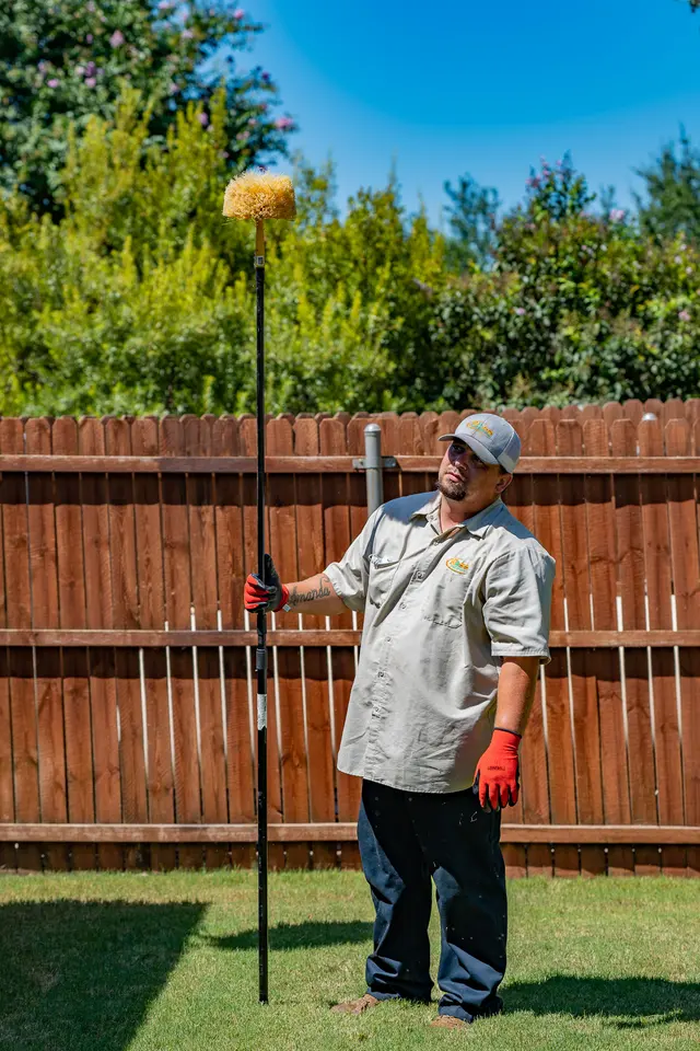 Ross Pest and Lawn — photo from the business 8