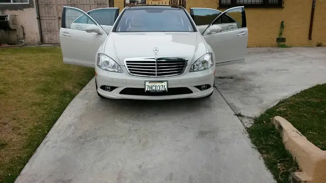 Preferred Chauffeured Limousines llc — photo from the business 8