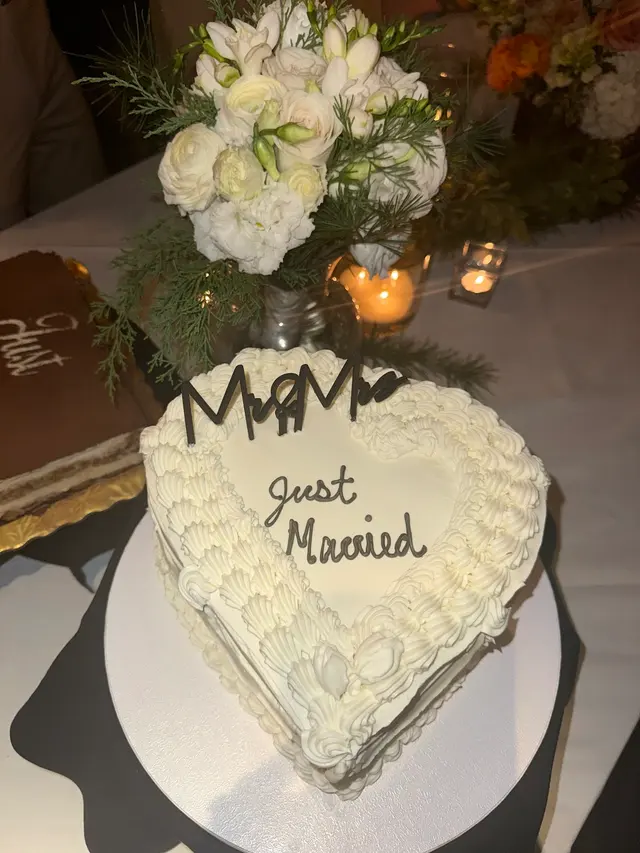 DeLucia's Bake Shop — customer photo 2