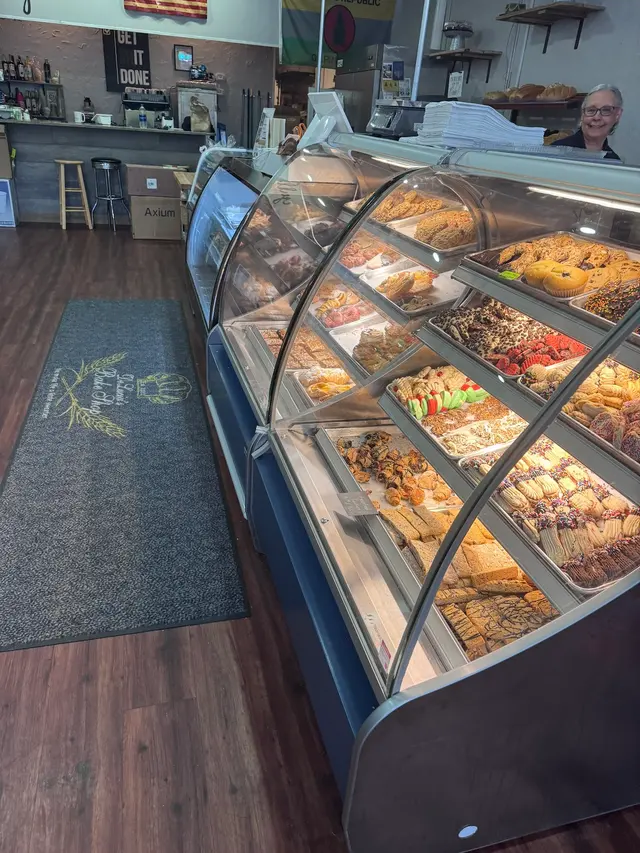 DeLucia's Bake Shop — customer photo 3