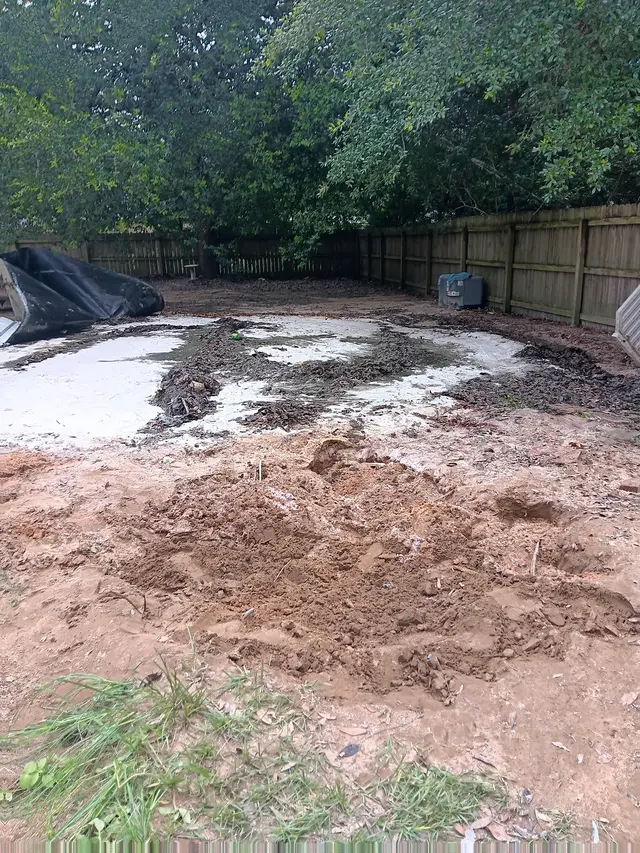 Hunny Bees Junk Removal, LLC — photo from the business 1
